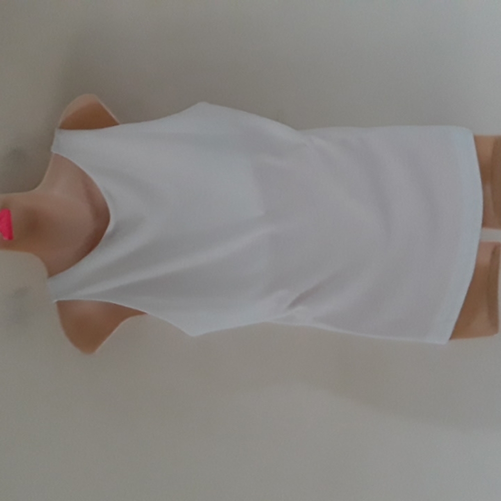NWT b new york Built-In Bra Tank Top L - Picture 5 of 16